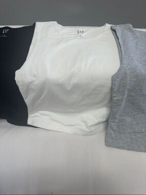 GAP Sleeveless Crop Tank Tops (3) BUNDLE PRICE
